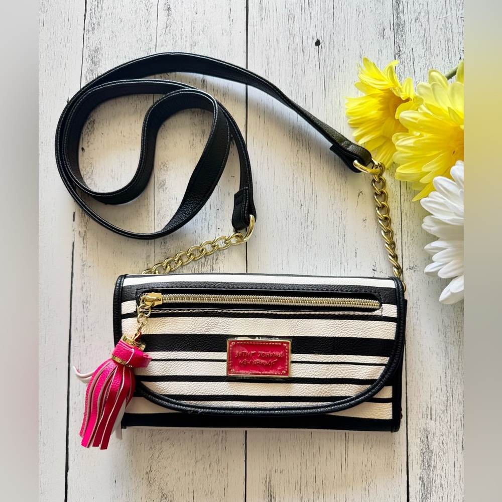 Betsey Johnson Striped Small Crossbody Chain Clutch Bag Coin Purse